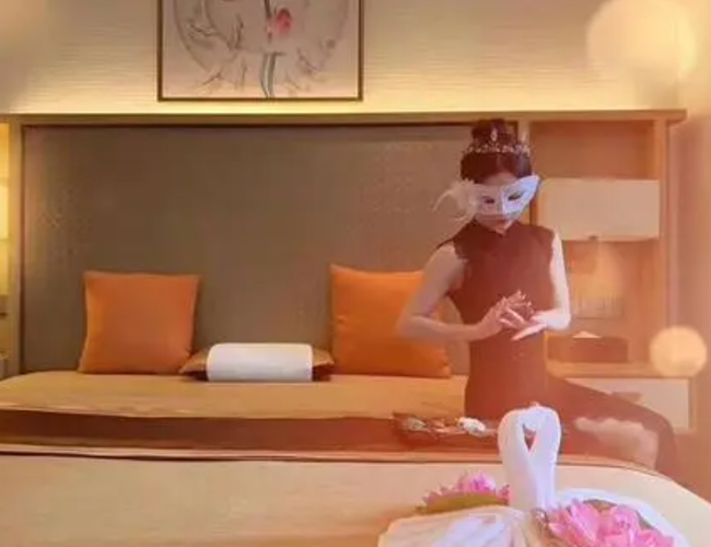 我在上海青浦体验了下高端男士按摩spa会馆，私人会所花样超多